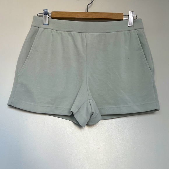 Club Monaco Scuba Athletic Shorts - Picture 1 of 5